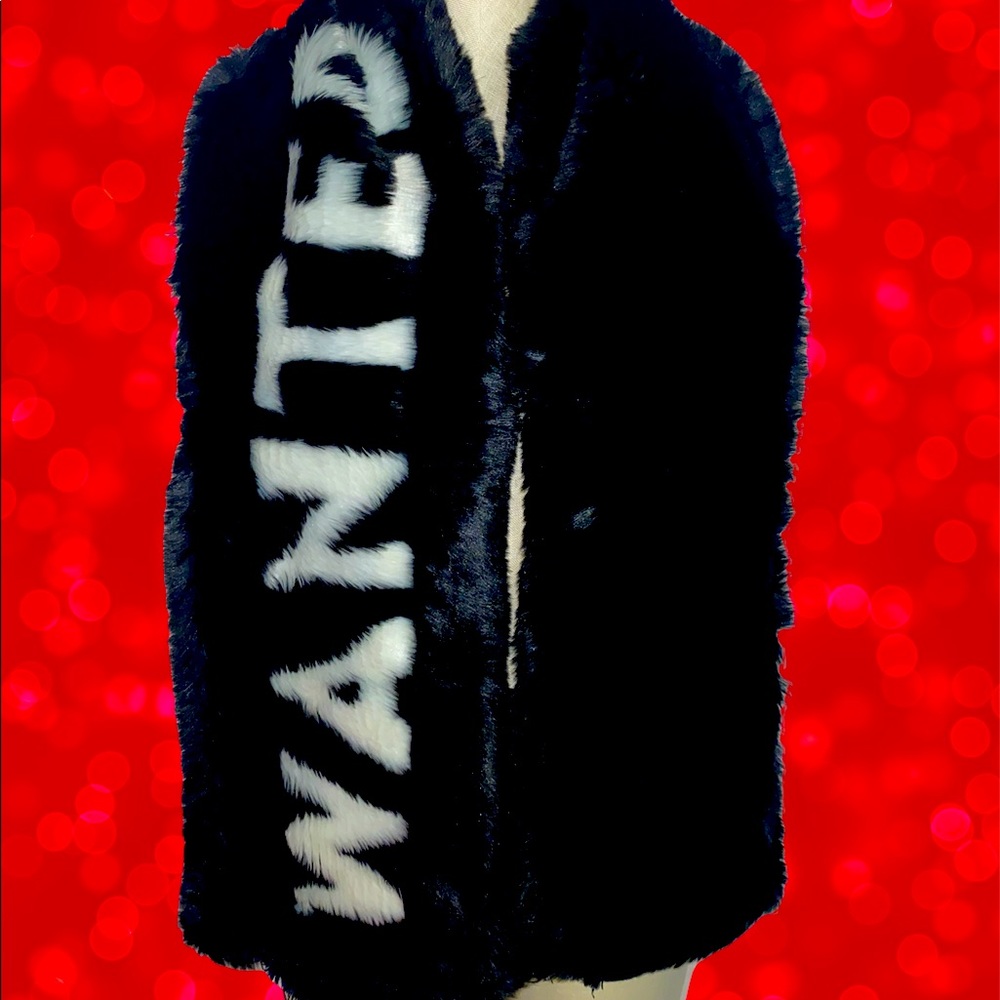 New!! Wanted Faux Fur Scarf